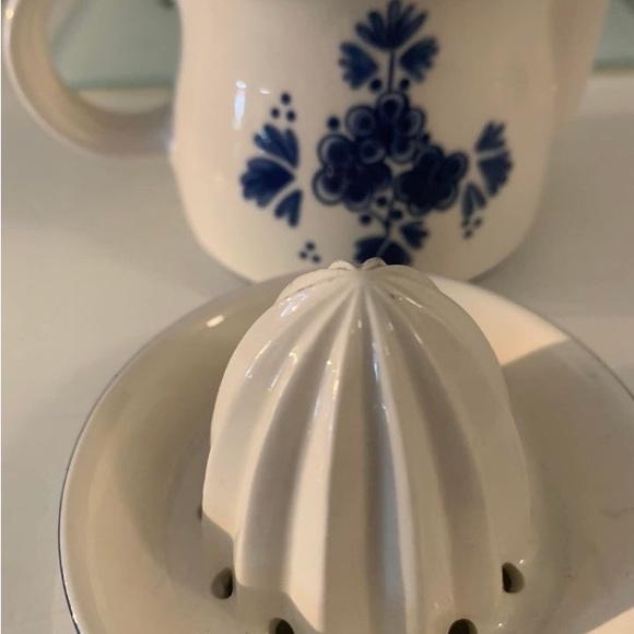 Hand painted Delft juicer - Picture 4 of 6